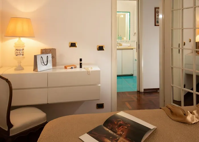 Holiday home Riccardo Condotti Rome